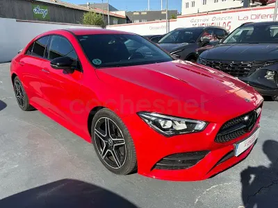Usado Mercedes CLA200 150 CV (110 kW) 2019 Rojo Coupe