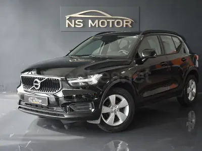 Usado Volvo XC40 150 CV (110 kW) 2019 Negro SUV