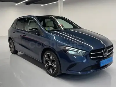 Usado Mercedes B250e 218 CV (160 kW) 2022 Azul Monovolumen