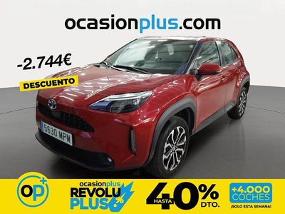 Usado Toyota Yaris Hybrid Active 116 CV (85 kW) 2024 Rojo Pickup/Camioneta