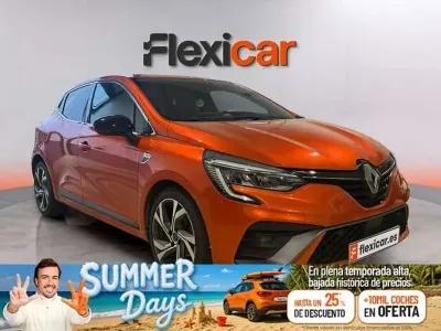 Usado Renault Clio RS Line 101 CV (74 kW) 2020 Naranja Utilitario
