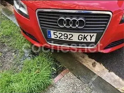 Usado Audi A3 Ambition 125 CV (91 kW) 2009 Rojo Utilitario