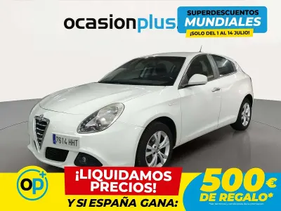 Usado Alfa Romeo Giulietta Distinctive 170 CV (125 kW) 2012 Blanco Utilitario