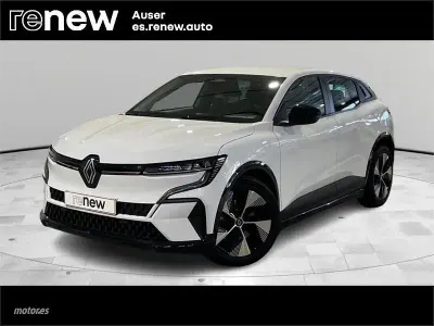 Usado Renault Megane E-Tech Equilibre 96 kW (131 CV) 2023 Blanco Berlina