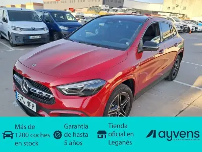 Usado Mercedes GLA250 218 CV (160 kW) 2025 Rojo SUV