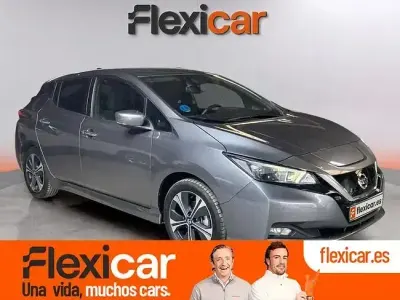 Usado Nissan Leaf N-Connecta 110 kW (150 CV) 2022 Gris Utilitario