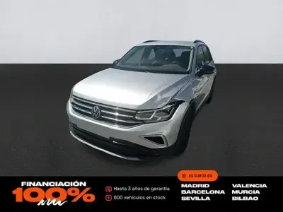 Käytetty VW Tiguan Sportline 150 HP (110 kW) 2023 Harmaa Katumaasturi
