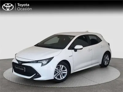 Usado Toyota Corolla Active 122 CV (89 kW) 2021 Blanco Monovolumen