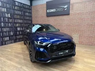 Usado Audi Q8 Ambiente 599 CV (440 kW) 2022 Azul SUV
