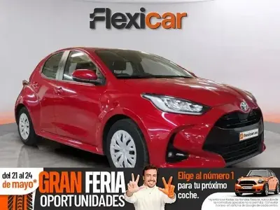 Begagnad Toyota Yaris Hybrid