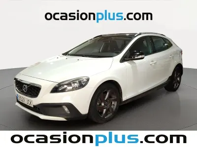 Usado Volvo V40 Kinetic 115 CV (84 kW) 2015 Blanco Utilitario