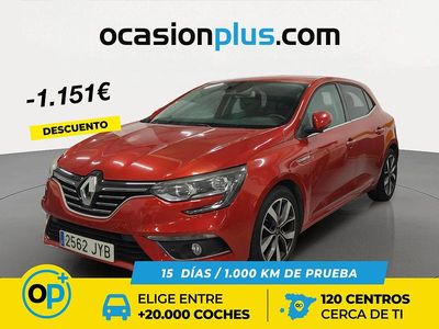 Usado Renault Mégane IV Bose Edition 130 CV (95 kW) 2017 Rojo