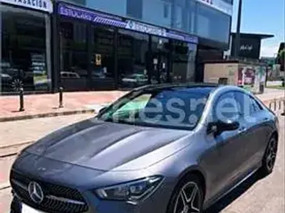 Usado Mercedes CLA220 Shooting Brake 190 CV (139 kW) 2019 Gris / plata Familiar