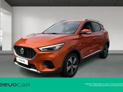 Begagnad MG ZS Comfort 106 HK (77 kW) 2023 Orange SUV