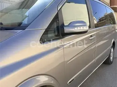 Usado Mercedes Viano 116 CV (85 kW) 2008 Gris / plata Monovolumen