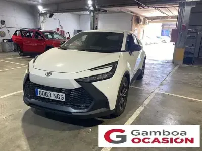 Usado Toyota C-HR Advance 140 CV (102 kW) 2025 Blanco SUV
