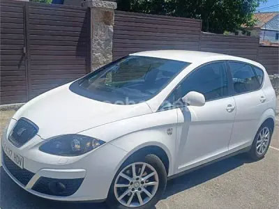 Usado Seat Altea Style 160 CV (117 kW) 2011 Blanco Monovolumen