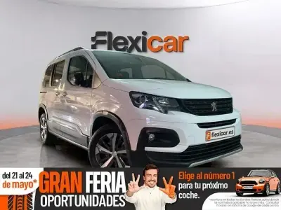 Usado Peugeot Rifter GT 102 CV (75 kW) 2023 Blanco Monovolumen