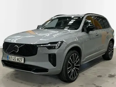 Usado Volvo XC90 Ultimate 455 CV (334 kW) 2025 Gris SUV