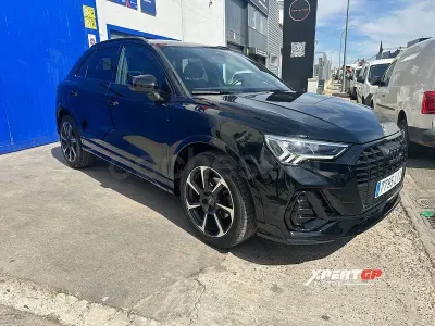 Käytetty Audi Q3 150 HP (110 kW) 2022 Musta Katumaasturi