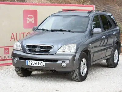 Usado Kia Sorento EX 140 CV (102 kW) 2005 Gris / plata SUV