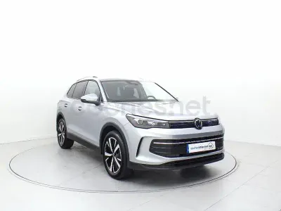 Używany VW Tiguan 150 KM (110 kW) 2025 Szary SUV