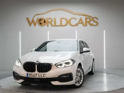 Usado BMW 118 Comfort Edition 136 CV (100 kW) 2020 Blanco Utilitario