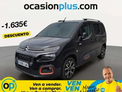 Usado Citroën Berlingo Shine 102 CV (75 kW) 2021 Negro Monovolumen