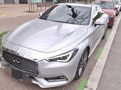 Usado Infiniti Q60 Sport Tech 211 CV (155 kW) 2018 Gris / plata Coupe