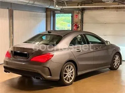 Usado Mercedes CLA200 AMG line 136 CV (100 kW) 2014 Gris / plata Coupe