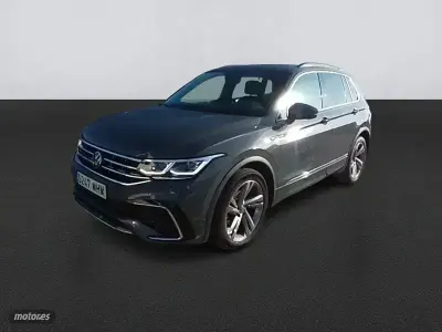 Usado VW Tiguan R-line 150 CV (110 kW) 2023 Gris SUV
