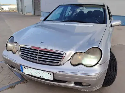 Usado Mercedes C220