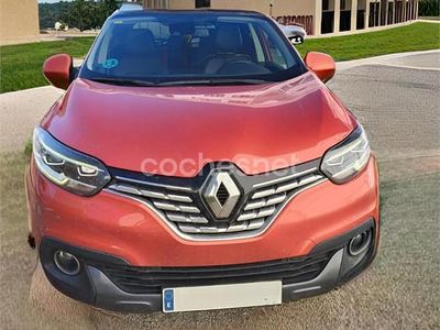 Usado Renault Kadjar Zen 130 CV (95 kW) 2016 Rojo SUV