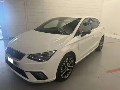 Usado Seat Ibiza XCELLENCE 116 CV (85 kW) 2024 Blanco Utilitario