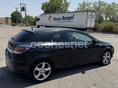 Opel Astra GTC