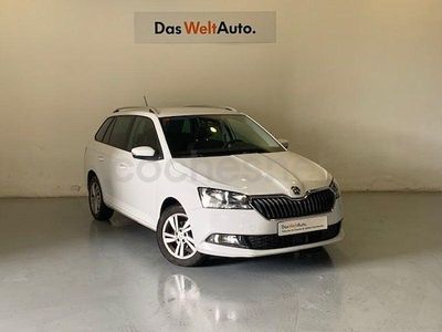 Usado Skoda Fabia Ambition 95 CV (69 kW) 2020 Blanco Familiar
