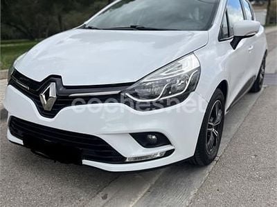 Usado Renault Clio IV LIMITED 75 CV (55 kW) 2018 Blanco Berlina