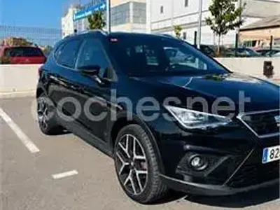 Usado Seat Arona Ecomotive 115 CV (84 kW) 2018 Negro SUV