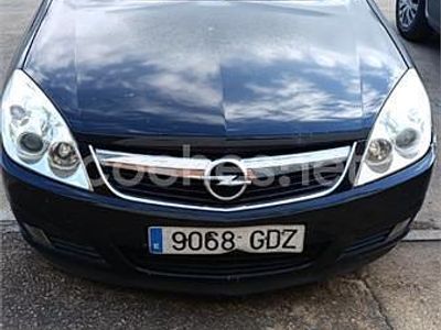 Usado Opel Vectra Cosmo 120 CV (88 kW) 2008 Negro Berlina