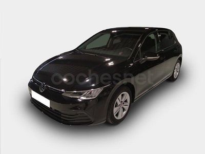 Usado VW Golf VIII Life 115 CV (84 kW) 2024 Negro Berlina