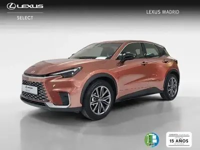 Usado Lexus LBX 136 CV (100 kW) 2025 Otro SUV