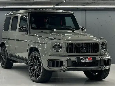 Usado Mercedes G63 AMG Exclusive 585 CV (430 kW) 2025 Gris / plata SUV