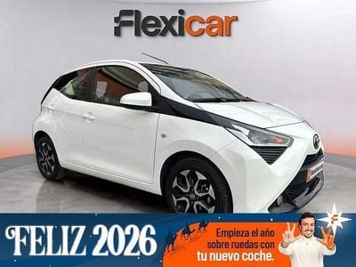 Blanco Usado 2021 Toyota Aygo Sport Utilitario | 13.990 € (Precio justo)