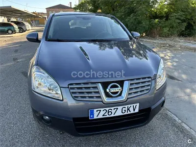 Usado Nissan Qashqai Acenta 106 CV (77 kW) 2009 Gris / plata SUV