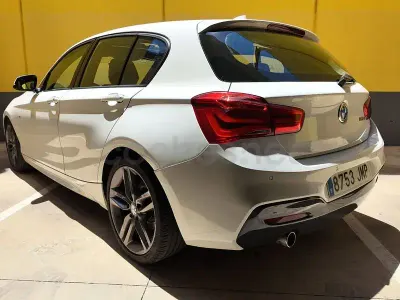 Usado BMW 118 M Sport 150 CV (110 kW) 2017 Blanco Berlina