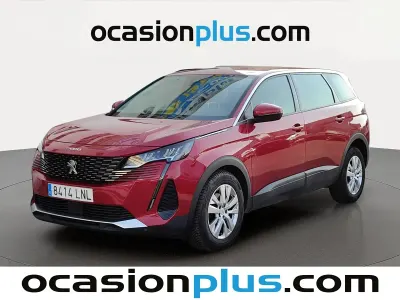 Usado Peugeot 5008 Active 131 CV (96 kW) 2021 Rojo SUV