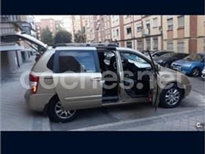 Usado Kia Carnival EX 185 CV (136 kW) 2007 Beige Monovolumen