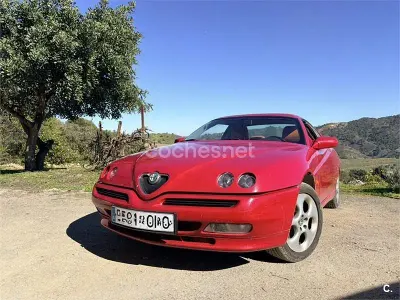 Usado Alfa Romeo GTV 150 CV (110 kW) 2003 Rojo Coupe