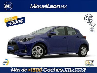 Usado Toyota Yaris Hybrid Active 116 CV (85 kW) 2022 Azul Berlina