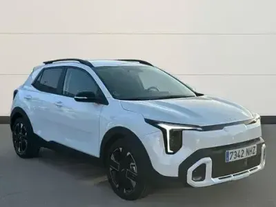 Nuevo Kia Stonic GT-Line 100 CV (73 kW) 2025 Blanco SUV